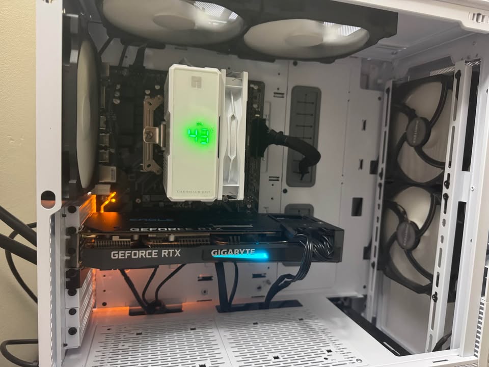 Ryzen 5 5600X and RTX 3070 gaming PC
